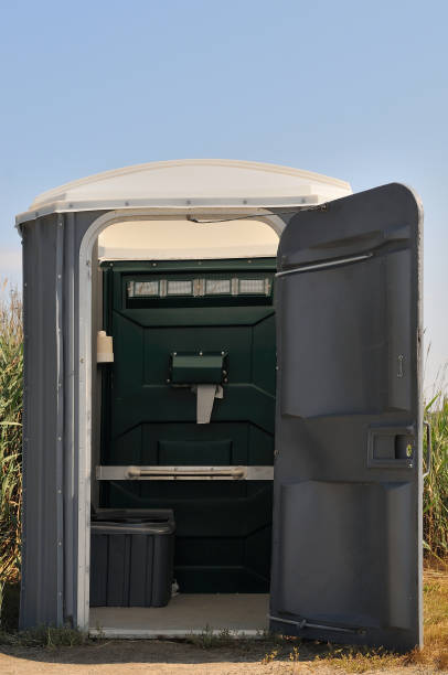 Best High-end porta potty rental  in Farmers Loop, AK